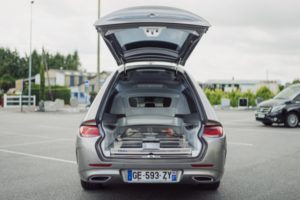 how to fix rear window sunshade on mercedes
